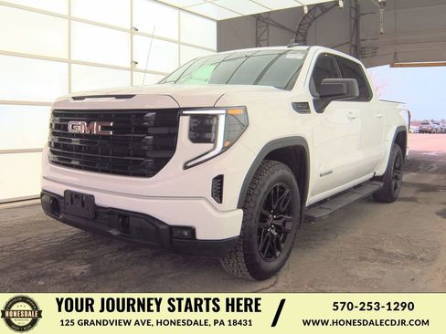 Used 2025 GMC Sierra 1500 Elevation w/ Preferred Package image 1