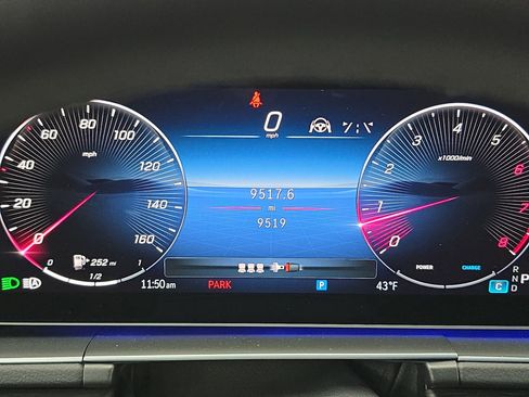 Used 2025 Mercedes-Benz GLE 450 4MATIC image 19