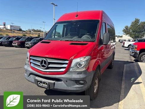 Used 2017 Mercedes-Benz Sprinter 2500 image 2