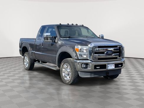 Used 2015 Ford F250 Lariat w/ Chrome Package image 1