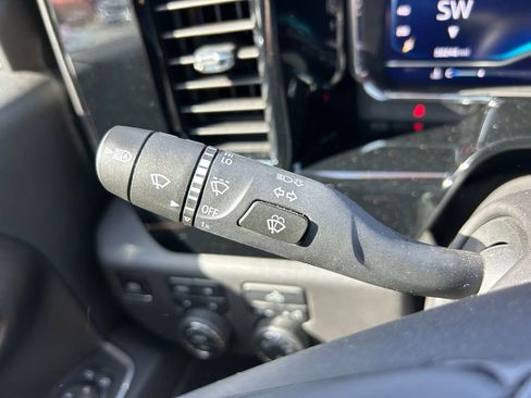 Used 2024 Chevrolet Silverado 1500 LT w/ Z71 Off-Road Package image 21