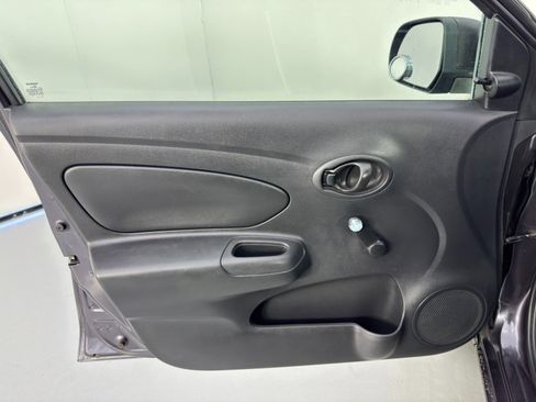 Used 2015 Nissan Versa S image 27