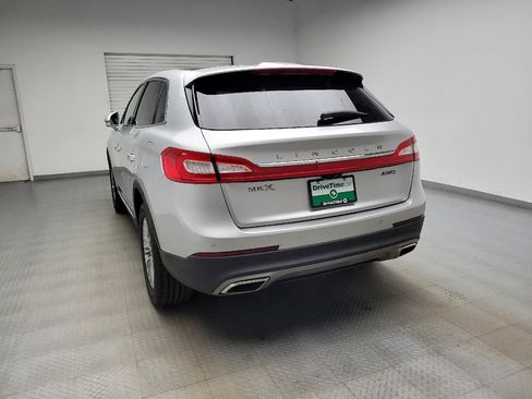 Used 2017 Lincoln MKX Select w/ Select Plus Package image 6