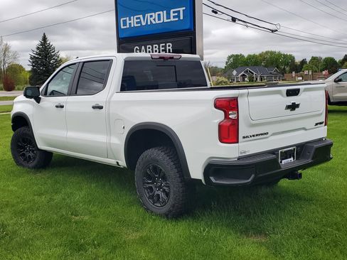 New 2026 Chevrolet Silverado 1500 ZR2 AWD/4WD image 3