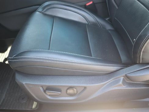 Used 2025 Ford Mustang GT Premium RWD image 17
