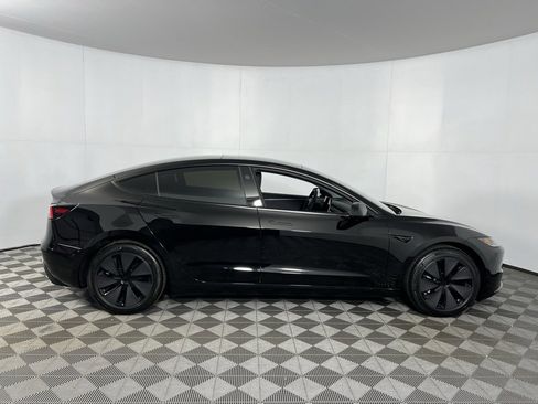 Used 2025 Tesla Model 3 Long Range image 3