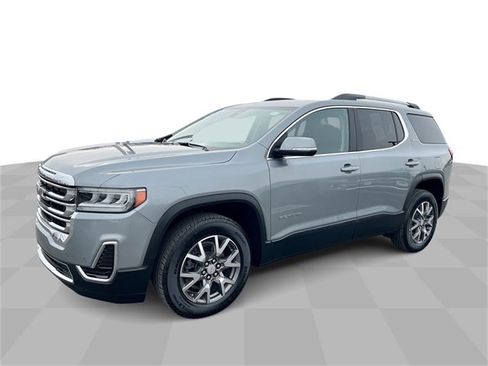 Certified 2023 GMC Acadia SLE w/ Driver Convenience Package image 1