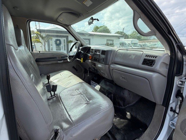 Used 2001 Ford F350 XL RWD image 16