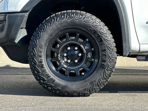 Used 2023 GMC Sierra 1500 AT4X w/ AT4X AEV Edition AWD/4WD image 26