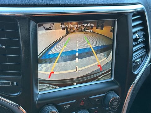 Used 2015 Jeep Grand Cherokee SRT w/ Trailer Tow Group IV image 26