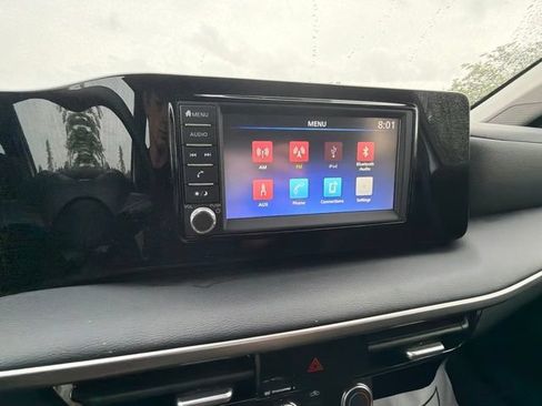 Used 2025 Nissan Kicks S AWD/4WD image 8