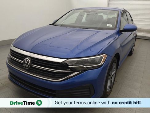 Used 2024 Volkswagen Jetta SE FWD image 1