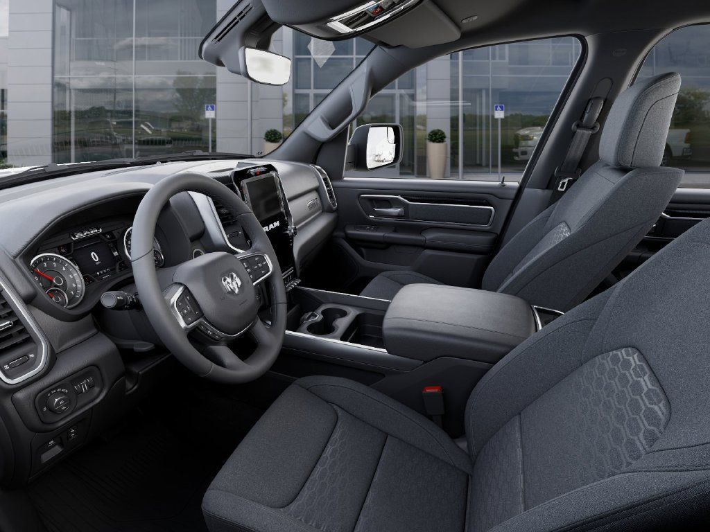 New 2025 RAM 1500 Big Horn AWD/4WD image 23