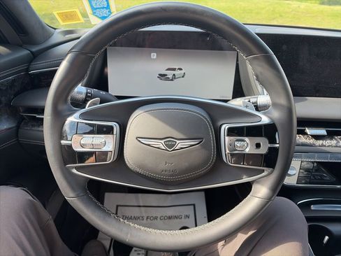 Used 2024 Genesis G90 3.5T AWD/4WD image 5