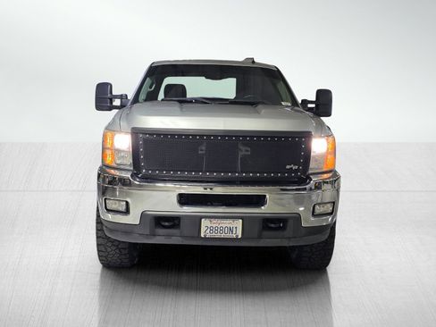 Used 2014 Chevrolet Silverado 2500 LT w/ Interior Plus Package image 2