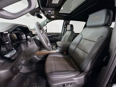 New 2026 Chevrolet Silverado 3500 High Country w/ High Country Premium Package AWD/4WD image 17