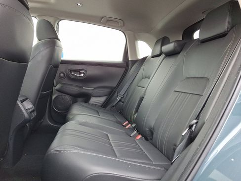 Certified 2024 Honda HR-V EX-L image 10