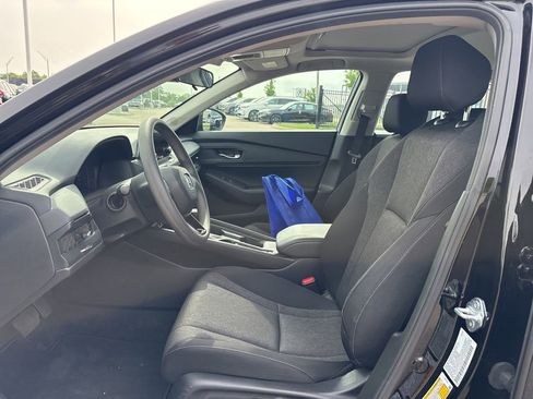 Used 2025 Honda Accord SE image 15