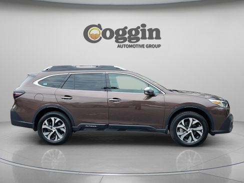 Used 2020 Subaru Outback Touring XT image 6