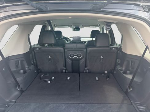 Used 2025 Honda Pilot EX-L image 14