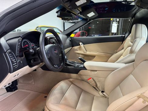 Used 2012 Chevrolet Corvette Coupe w/ 2LT Preferred Equipment Group RWD image 37
