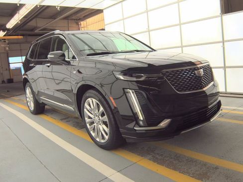 Used 2024 Cadillac XT6 Premium Luxury w/ LPO, Floor Liner Package AWD/4WD image 3