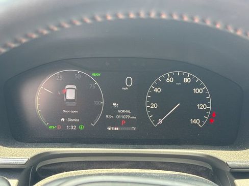 Used 2025 Honda CR-V Sport-L image 17