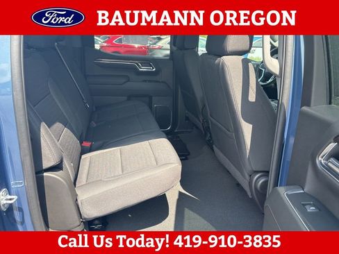 Used 2024 Chevrolet Silverado 1500 LT AWD/4WD image 4