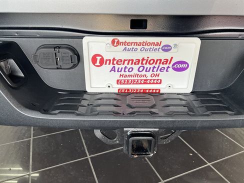 Used 2020 Toyota Tacoma SR5 image 33