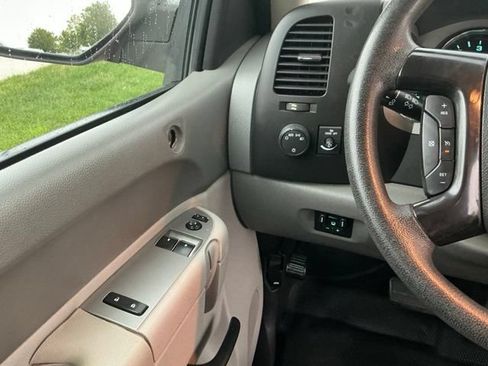 Used 2012 GMC Sierra 2500 W/T w/ Snow Plow Prep Package AWD/4WD image 23