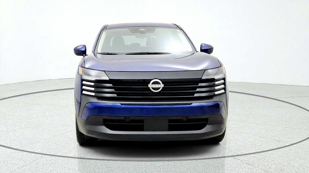 Used 2025 Nissan Kicks SV AWD/4WD image 2