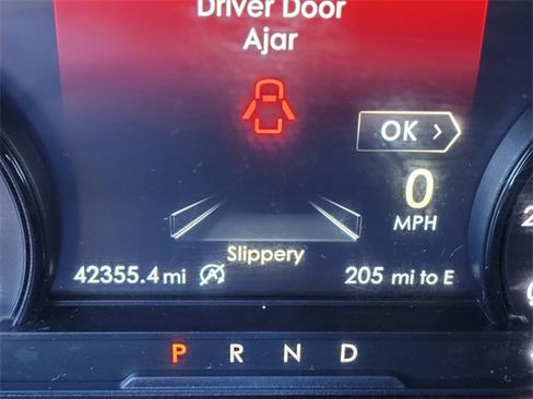 Used 2022 Lincoln Corsair AWD w/ Premium Package image 26