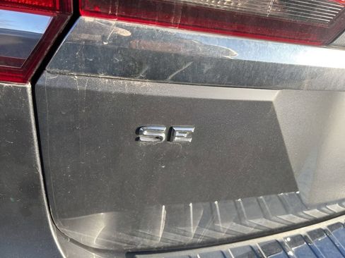 Used 2018 Volkswagen Atlas SE image 15