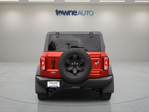 Used 2024 Ford Bronco Black Diamond AWD/4WD image 4