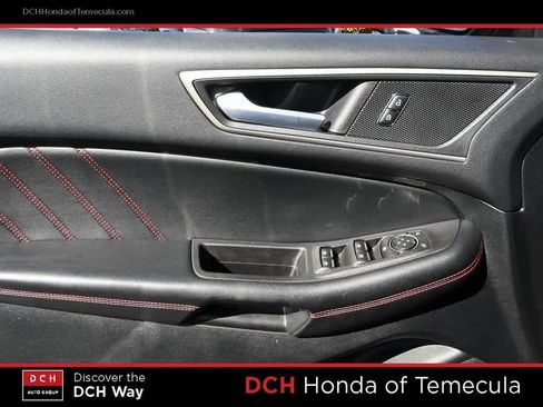 Used 2022 Ford Edge ST-Line w/ Class II Trailer Tow Package image 16