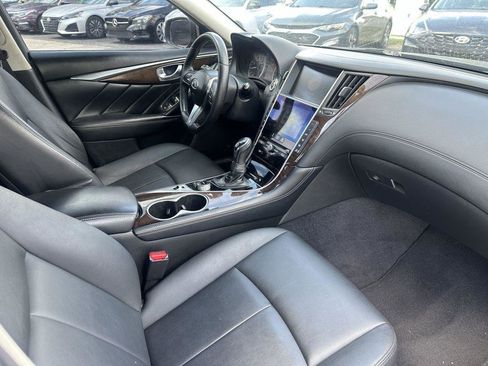 Used 2018 INFINITI Q50 Luxe RWD image 11