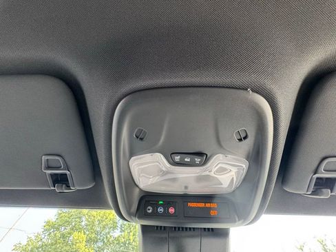 Used 2025 Chevrolet Colorado Trail Boss image 53