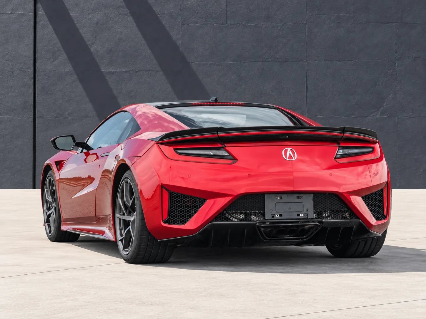 Used 2019 Acura NSX AWD/4WD image 5