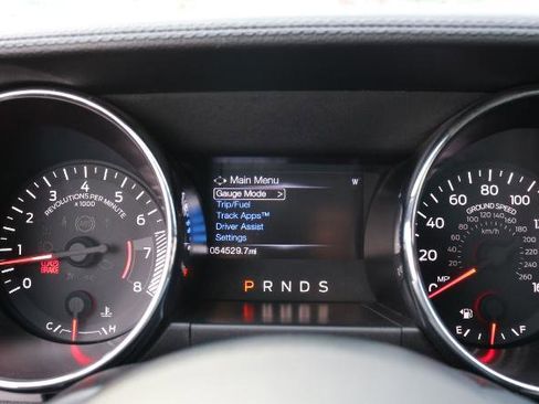 Used 2016 Ford Mustang Premium image 15