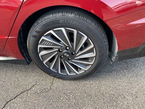 Used 2025 Hyundai Sonata SEL image 11