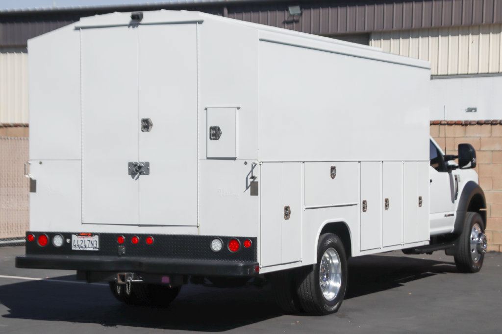 Used 2022 Ford F550 2WD Regular Cab Super Duty image 10