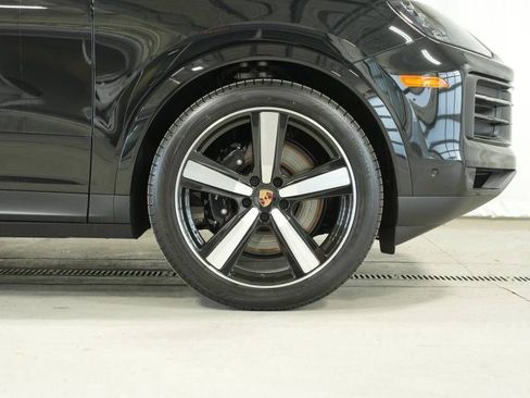 New 2026 Porsche Cayenne Coupe AWD/4WD image 43
