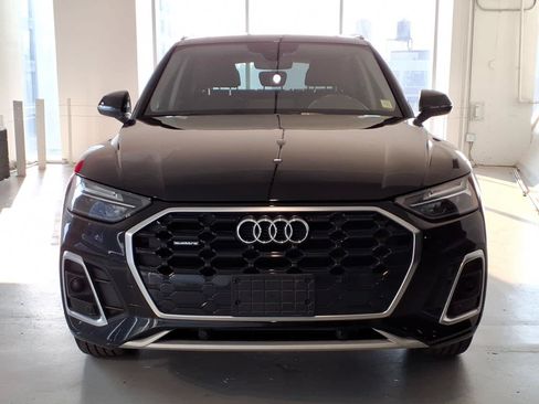 Certified 2023 Audi Q5 2.0T Premium w/ Convenience Package AWD/4WD image 2