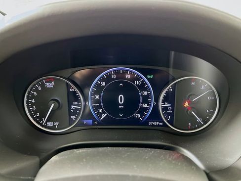 Used 2022 Buick Enclave Premium w/ Experience Buick Package FWD image 14