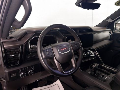Used 2023 GMC Sierra 1500 AT4 w/ AT4 Premium Package image 9