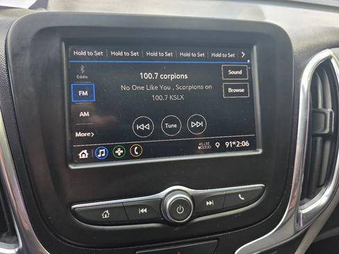 Used 2021 Chevrolet Equinox LS image 31