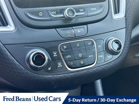 Used 2024 Chevrolet Malibu LT FWD image 18