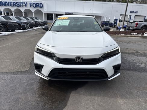 Used 2023 Honda Civic Sport image 2