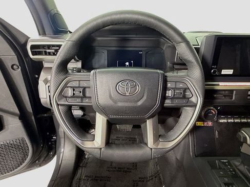 Certified 2025 Toyota Tacoma SR5 AWD/4WD image 13