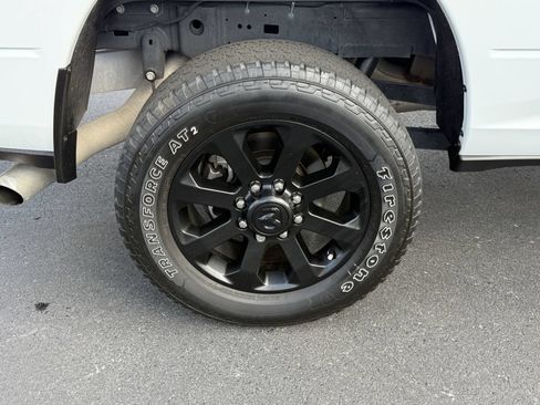 Used 2025 RAM 2500 Laramie w/ Night Edition AWD/4WD image 37